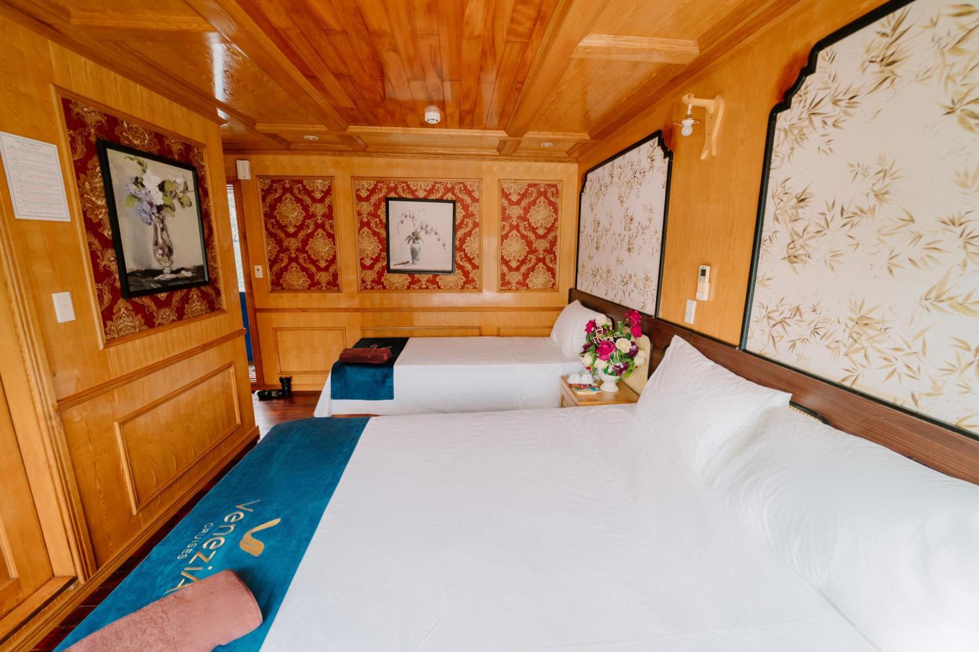 Hotel Venezia Boutique Cruises - Catba Island Chan Chau Exteriér fotografie